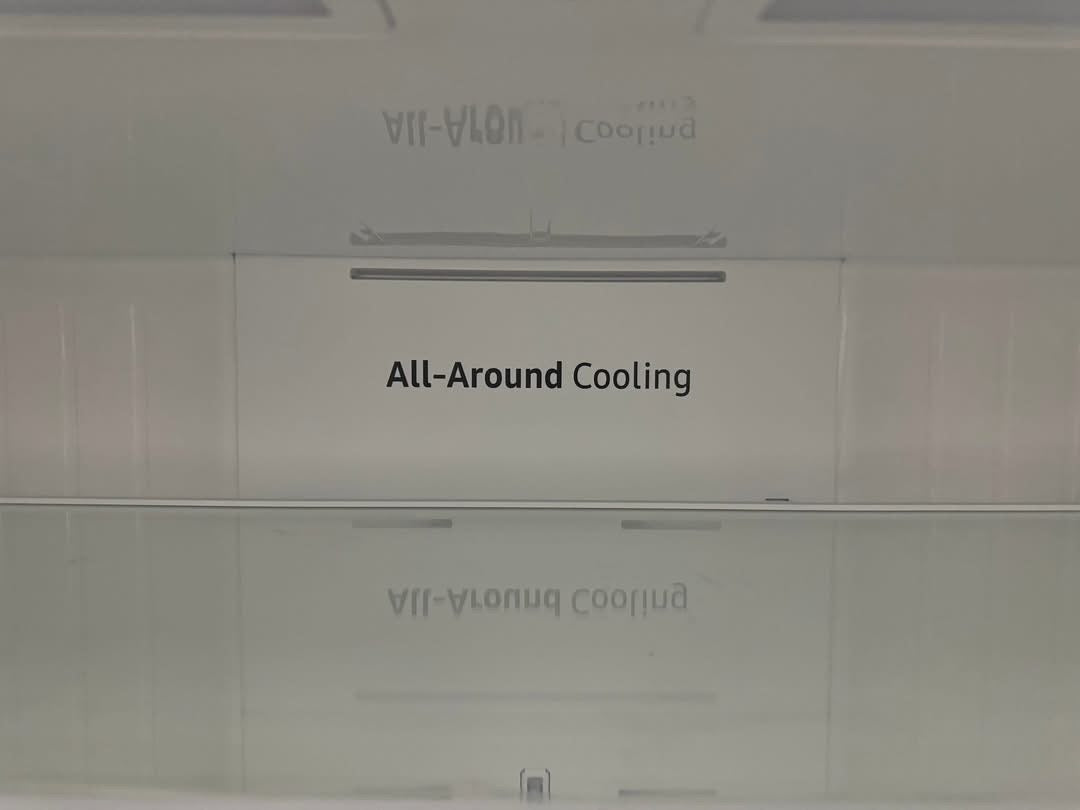 Samsung - Bespoke 23 cu. ft. Counter Depth 4-Door French Door Refrigerator with AI Hybrid Cooling