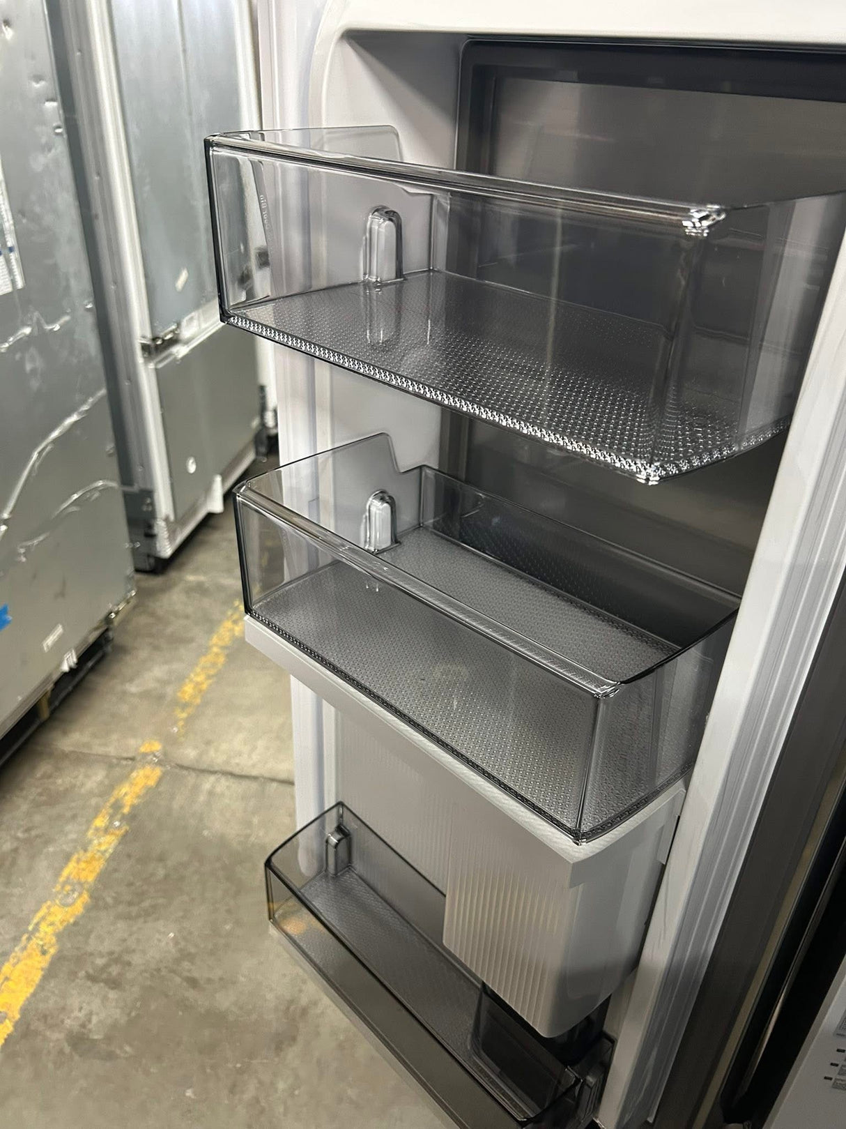 Samsung - Bespoke 23 cu. ft. Counter Depth 4-Door French Door Refrigerator with AI Hybrid Cooling