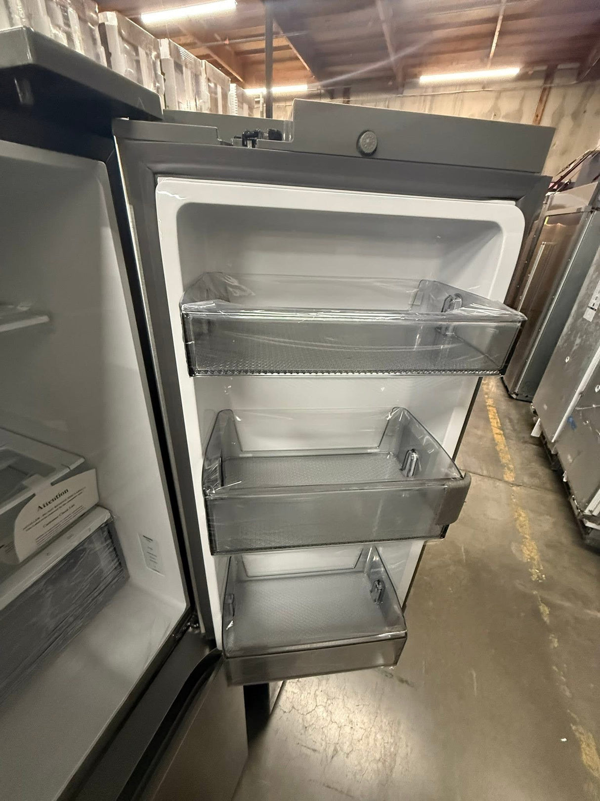 Samsung - Bespoke 23 cu. ft. Counter Depth 4-Door French Door Refrigerator with AI Hybrid Cooling