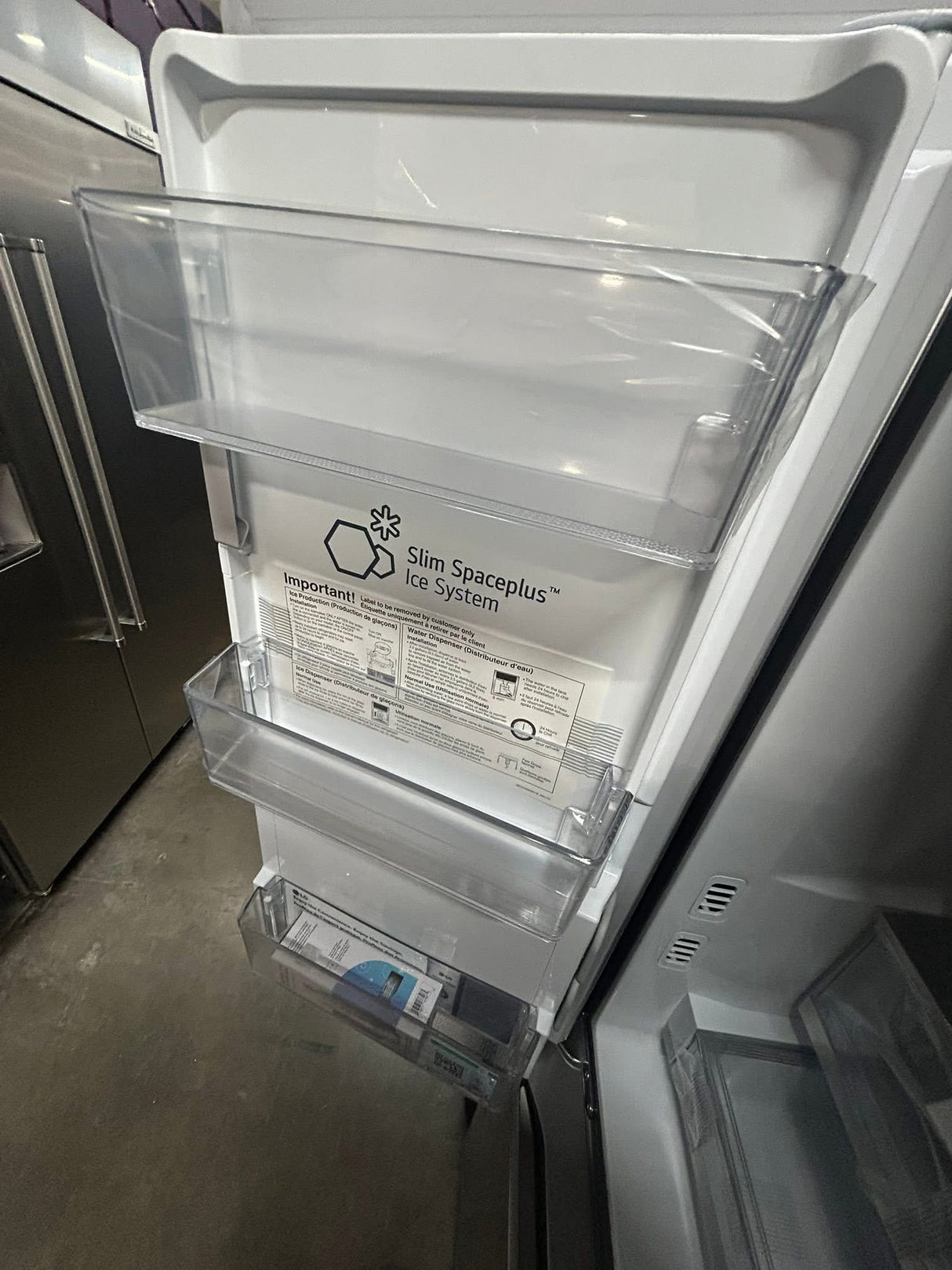 LG 26 cu. ft. Smart Counter-Depth MAX French Door Refrigerator with 4 types of ice in PrintProof