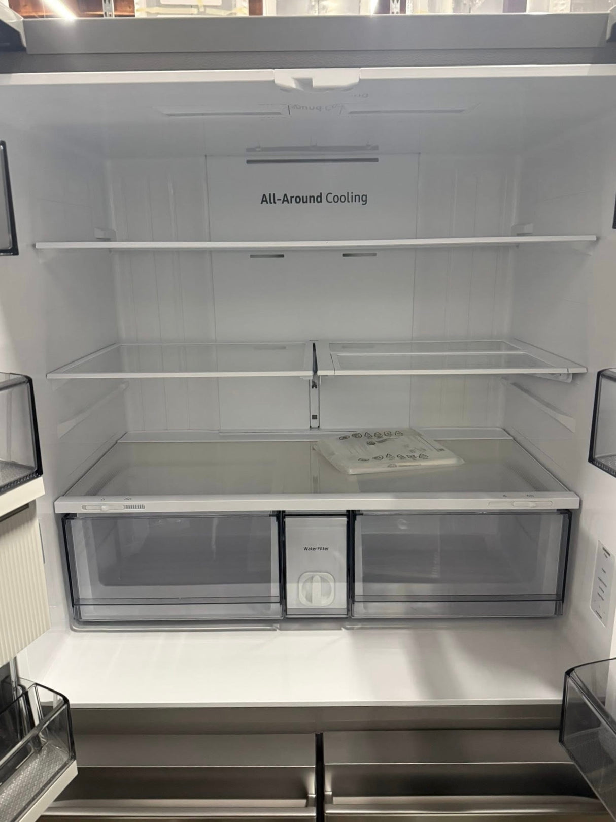 Samsung - Bespoke 23 cu. ft. Counter Depth 4-Door French Door Refrigerator with AI Hybrid Cooling