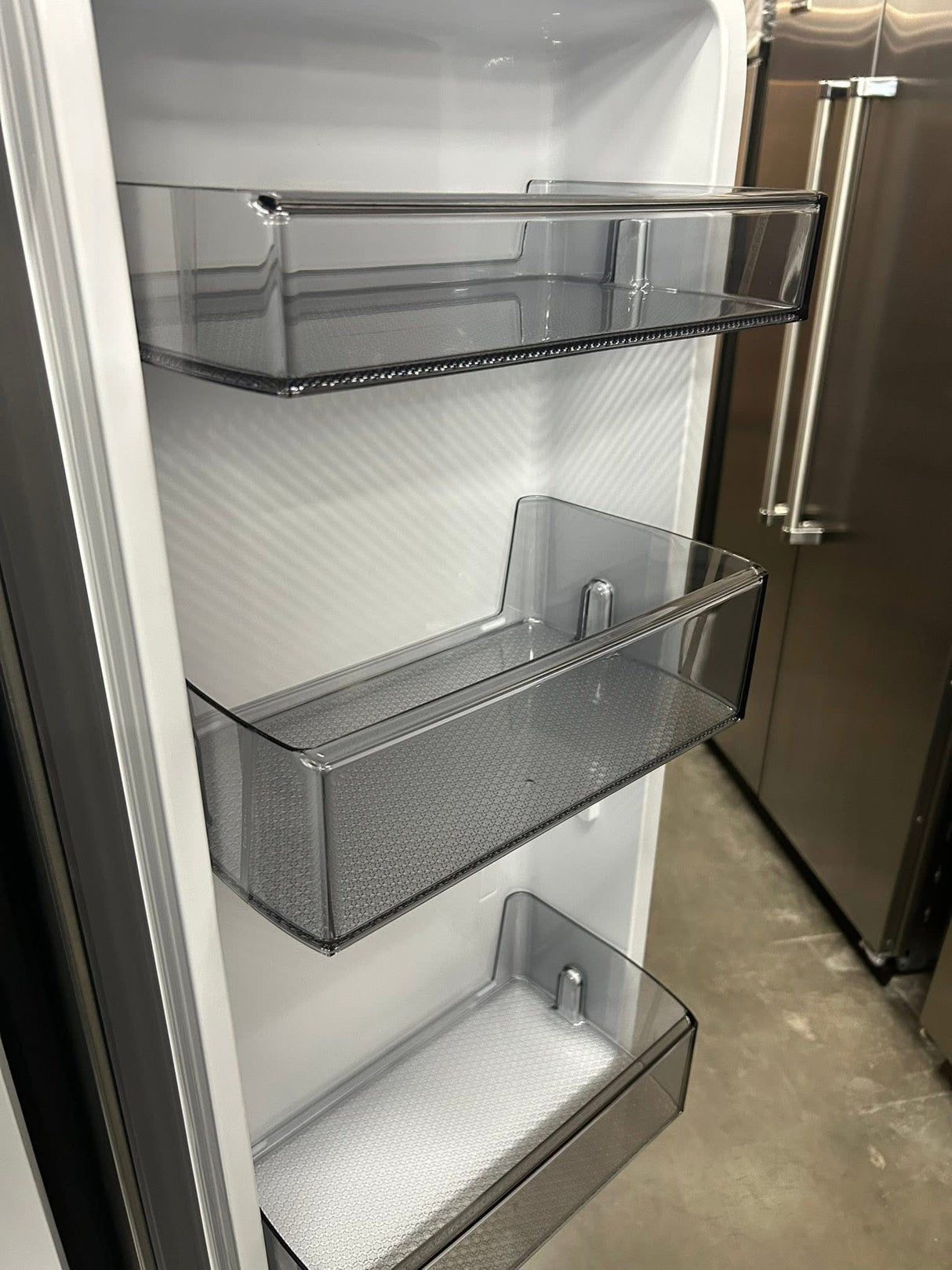 Samsung - Bespoke 23 cu. ft. Counter Depth 4-Door French Door Refrigerator with AI Hybrid Cooling