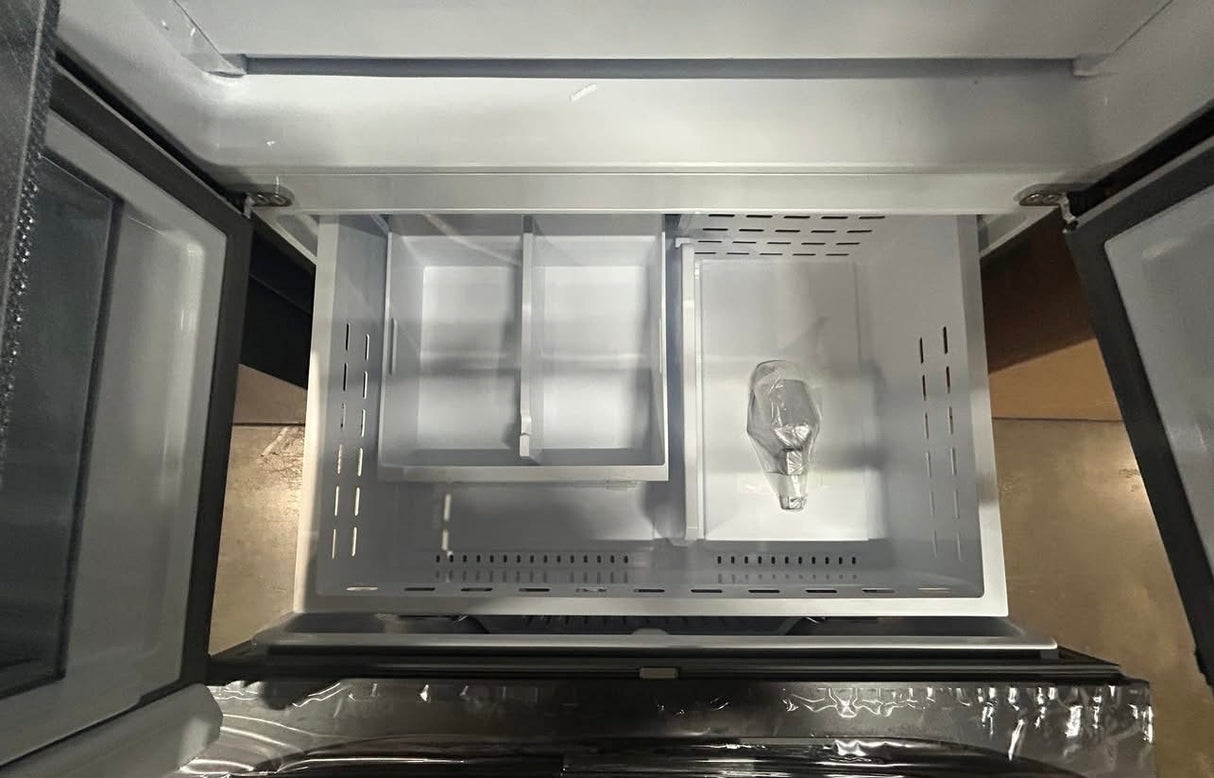 Samsung 30 cu. ft. Mega Capacity Standard Depth 3-Door French Door Refrigerator in with Family Hub