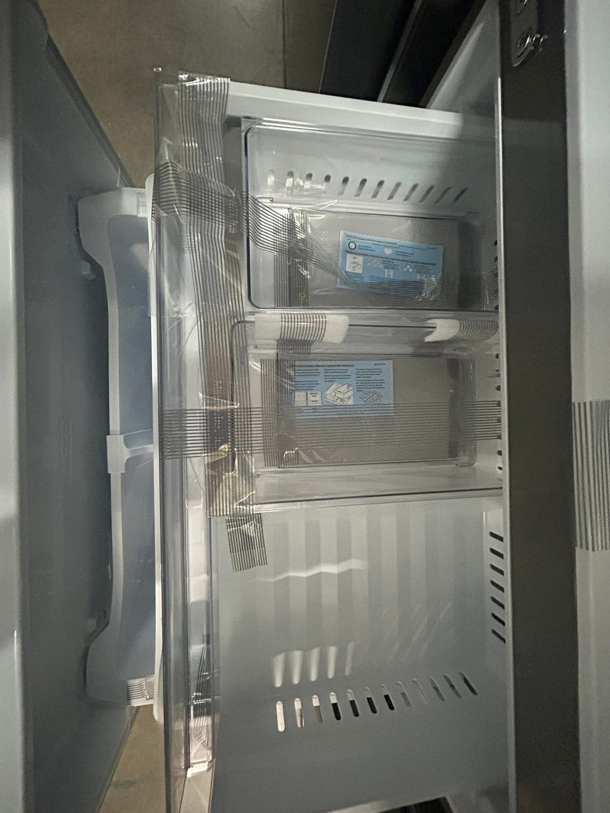 LG 26 cu. ft. Smart Counter-Depth MAX French Door Refrigerator with 4 types of ice in PrintProof